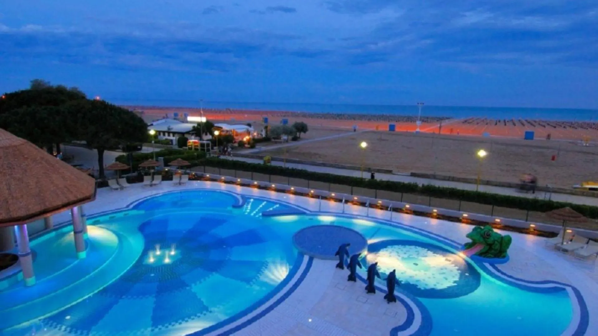 Spacious Apartment With A Bright Outdoor Terrace Bibione