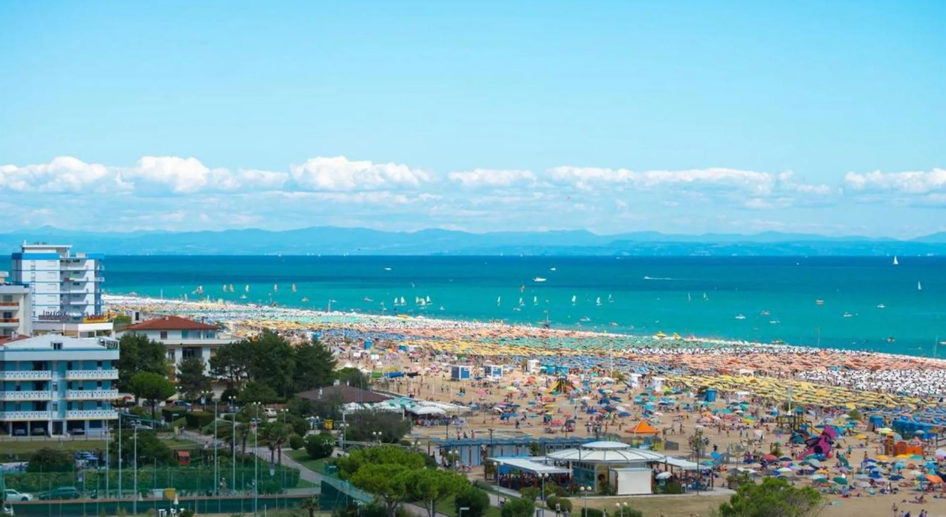 Spacious Apartment With A Bright Outdoor Terrace Bibione