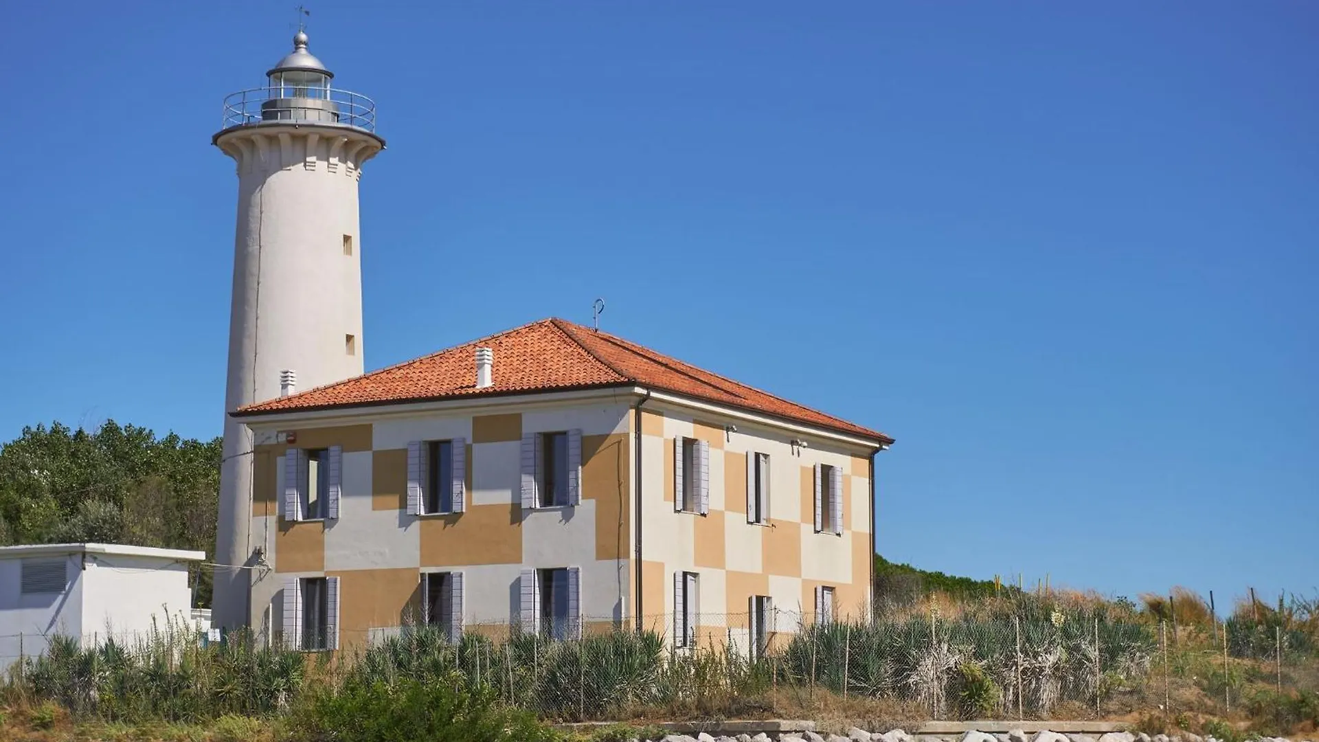 Spacious Apartment With A Bright Outdoor Terrace Bibione